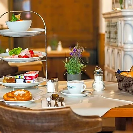 Werdenfelser Hof Hotell